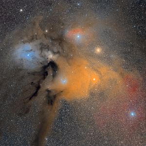 Rho Ophiuchi - Região de nebulosas próximas a Antares