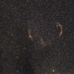 Nebulosas dos Véus, Triângulo de Pickering e Aglomerado NGC 6940 Nebulosas dos Véus, Triângulo de Pickering e Aglomerado NGC 6940