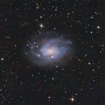 Galáxia espiral localizada na constelação Escultor (NGC 300)